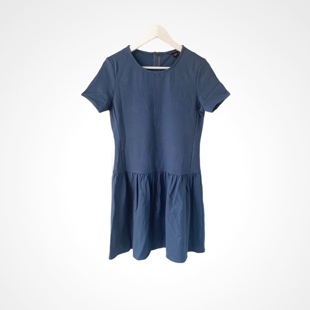 🌸New🌸 Victoria’s Secret Short Sleeve Dress S NIP - Picture 2 of 9
